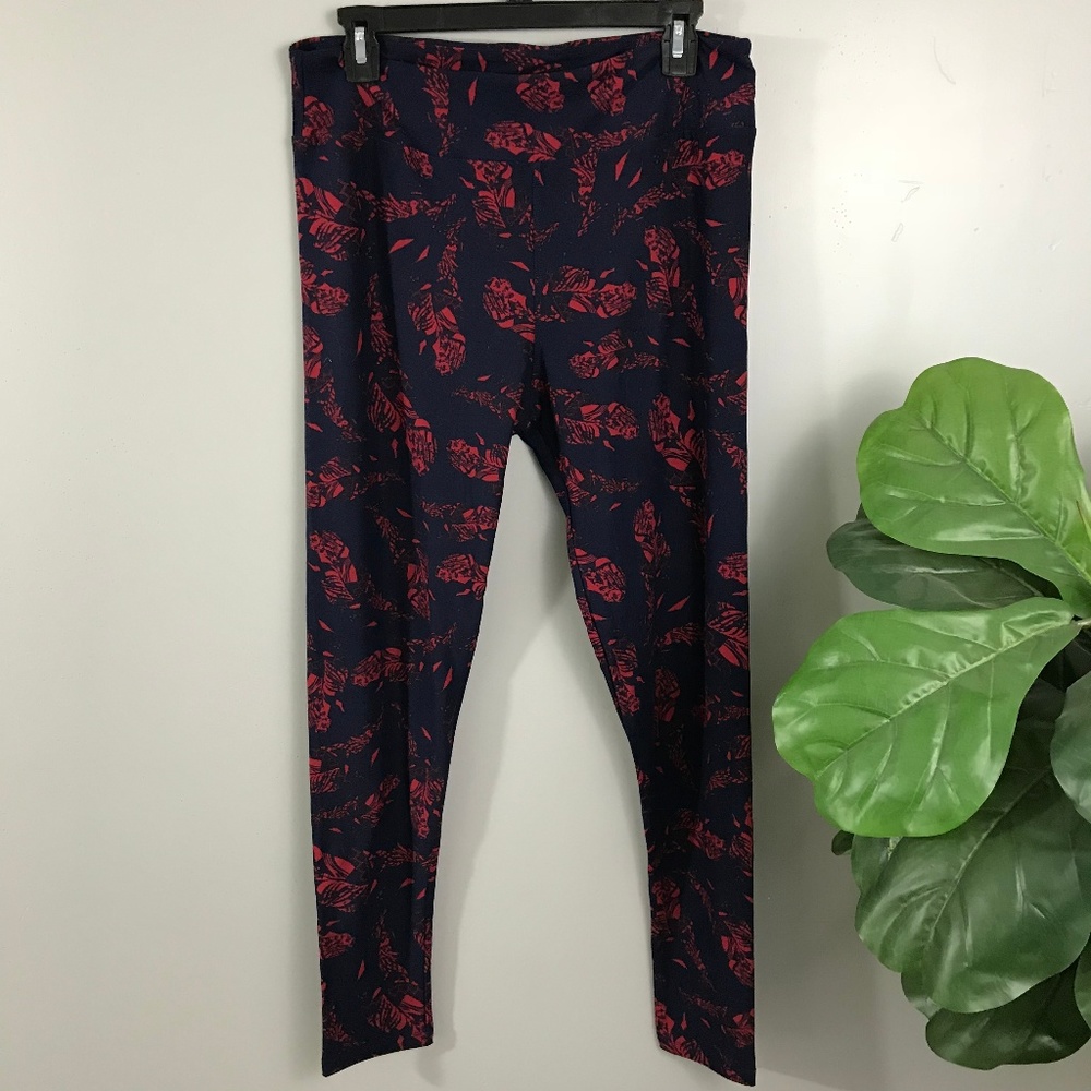 3/$25 LulaRoe Tall & Curvy navy Blue Soft Leggings